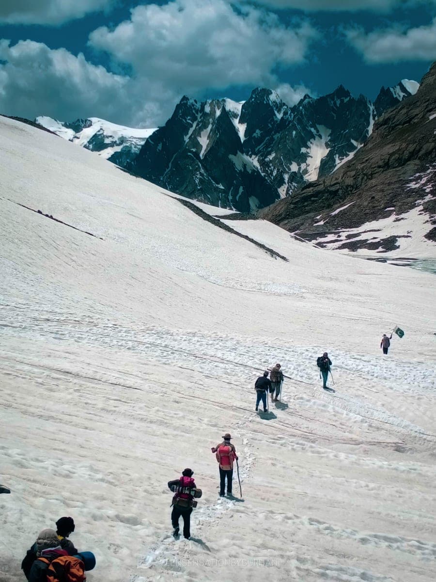 Trek to Kumrat Valley (Dir) from Sor Laspur (Chitral) via Thallo Pass (4200M)